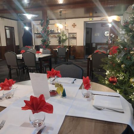 Auberge D'Ici Et D'Ailleurs Cressensac-Sarrazac Ngoại thất bức ảnh
