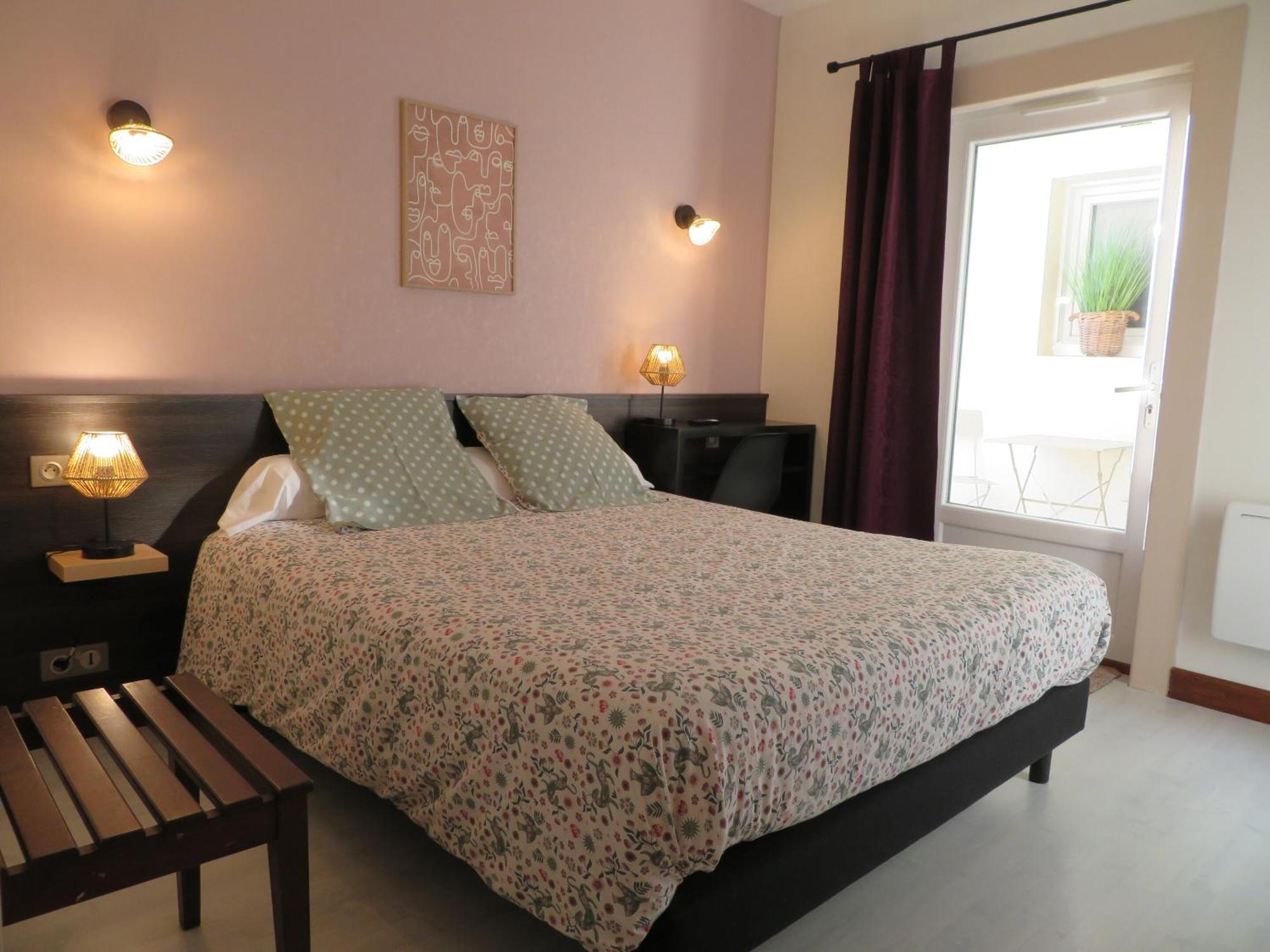 Auberge D'Ici Et D'Ailleurs Cressensac-Sarrazac Phòng bức ảnh
